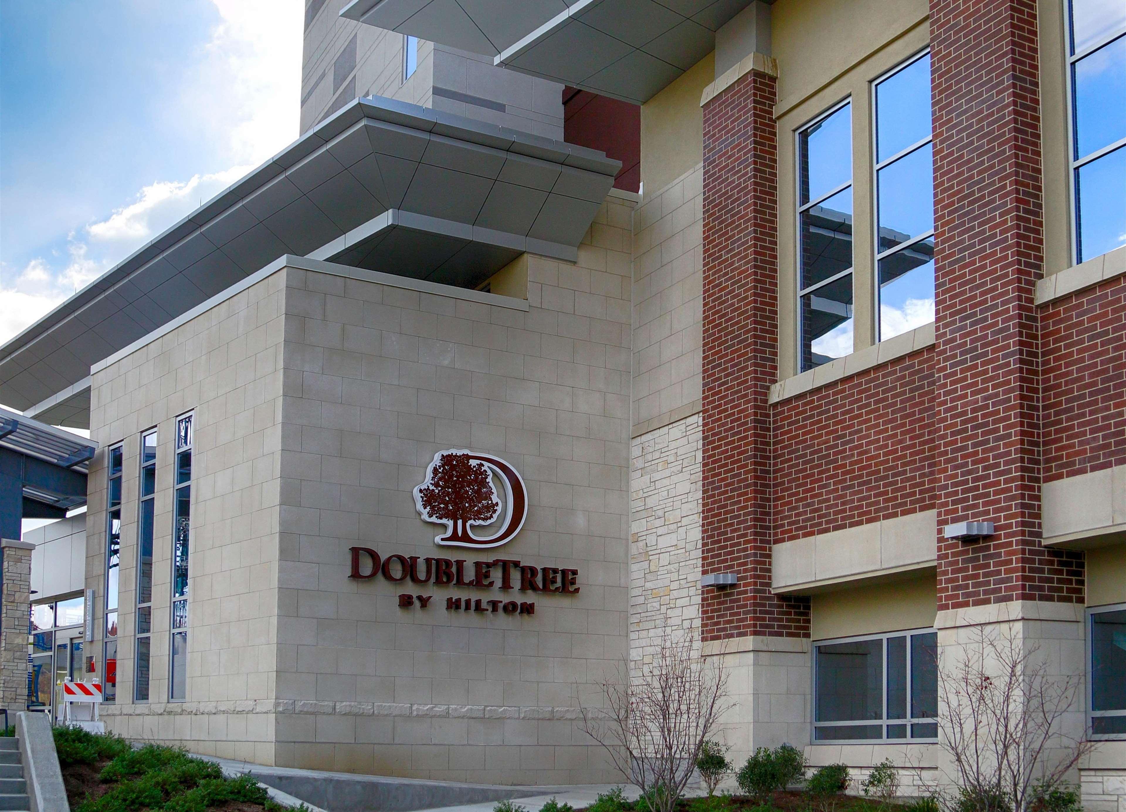 Hotel Doubletree By Hilton Lawrenceburg Exterior foto