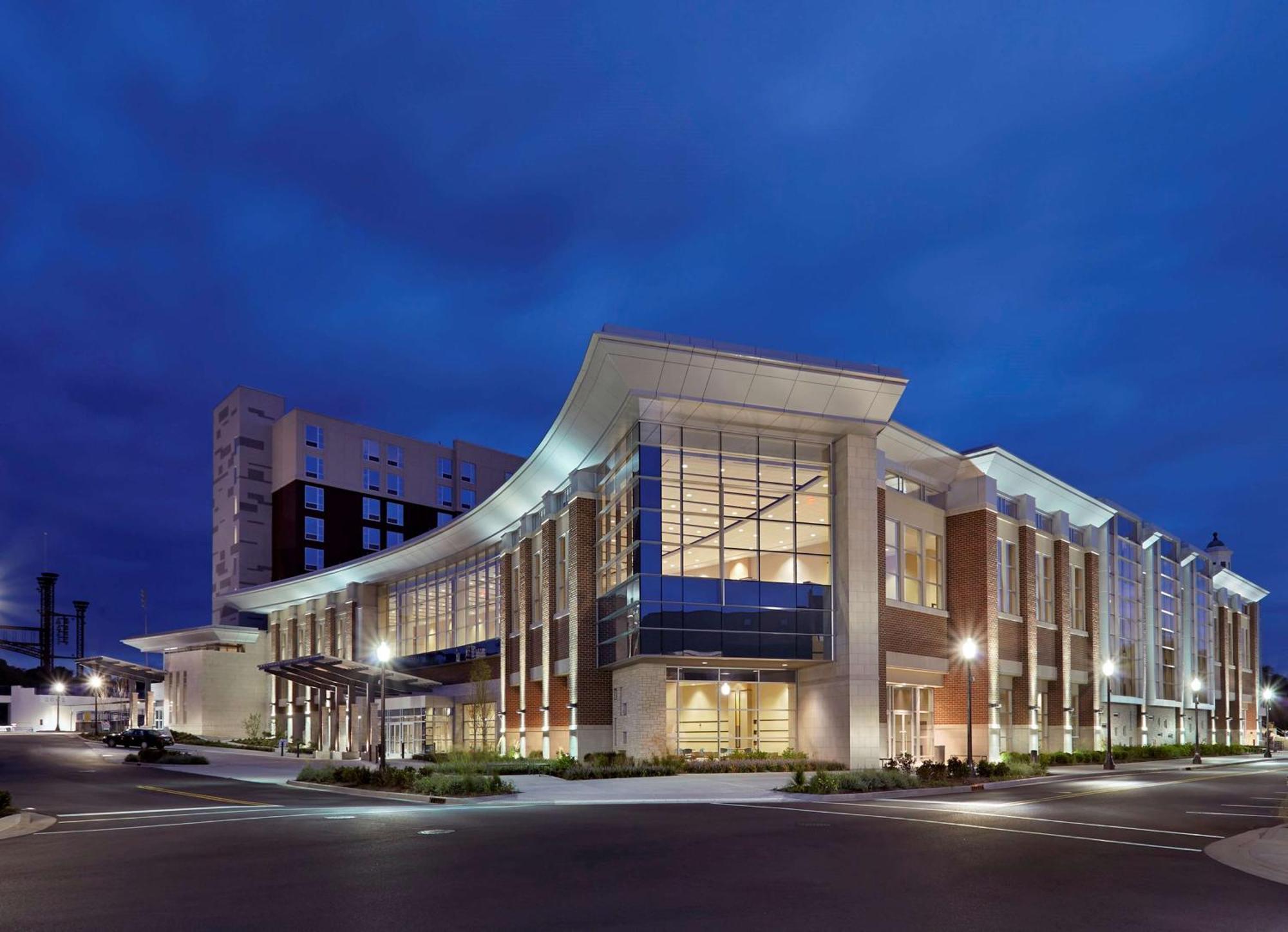 Hotel Doubletree By Hilton Lawrenceburg Exterior foto